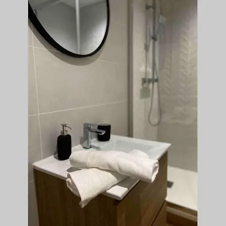 Apartment Moderne Au Coeur De Reims